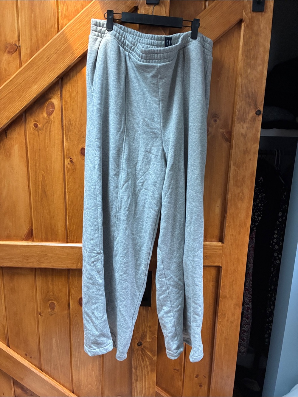 GAP Light Gray Women's Sweatpants